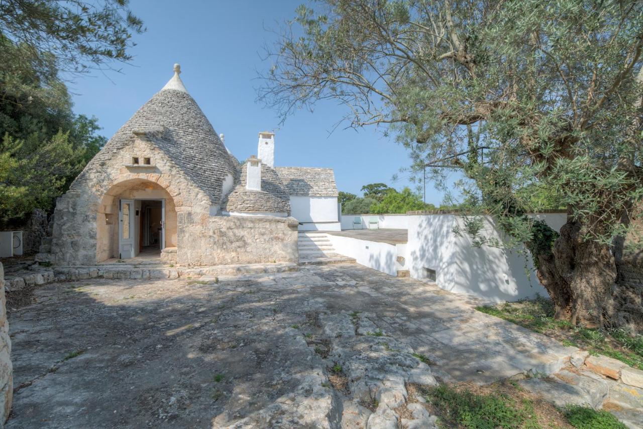 Trulli Capo Di Lupo By Rentbeat Villa Cisternino Bagian luar foto